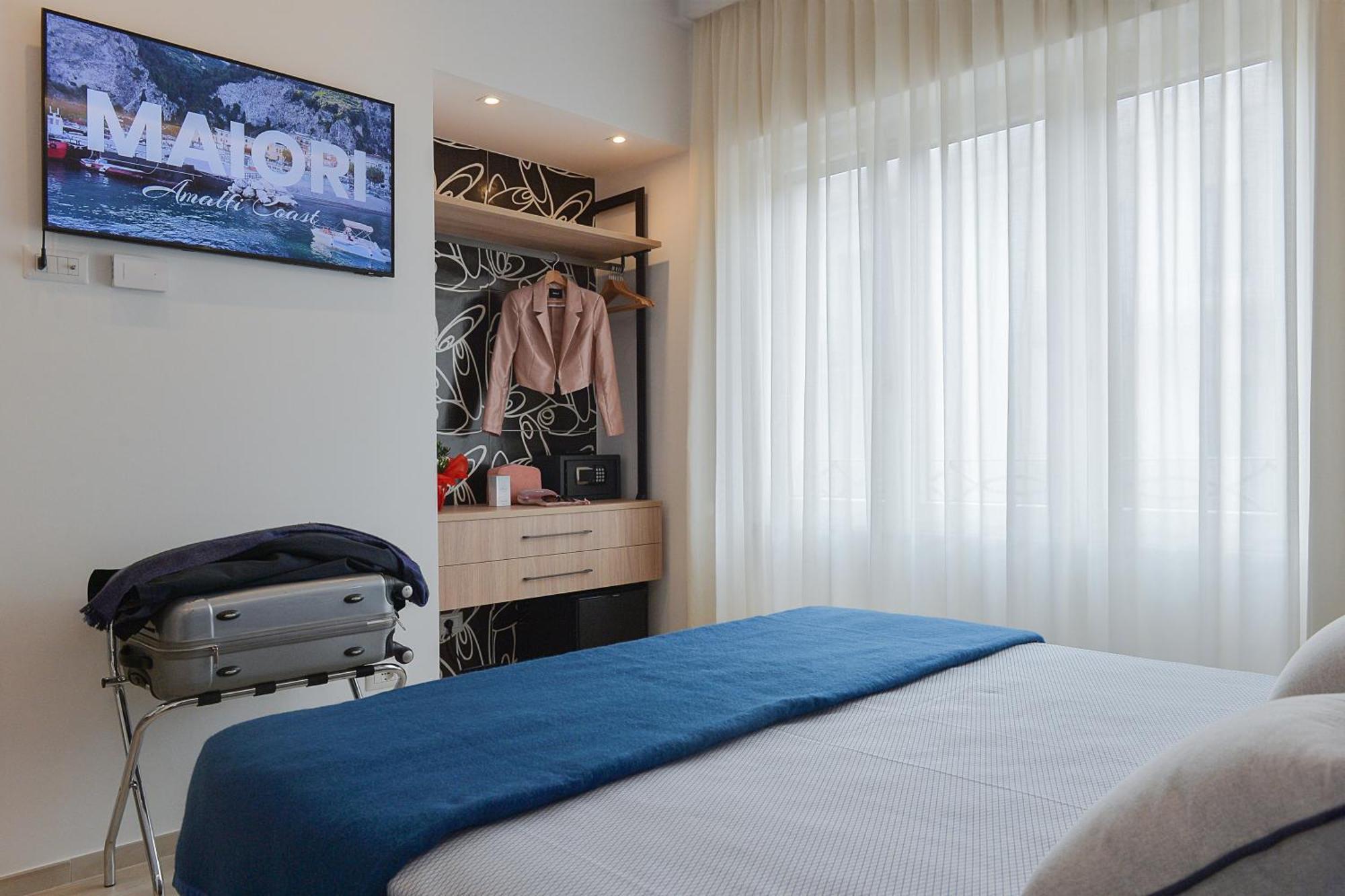 Charming Rooms Amalfi Coast Maiori Εξωτερικό φωτογραφία